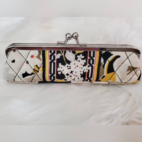 Vera Bradley Glasscase Slim Readers Dogwood Retired - Picture 1 of 4